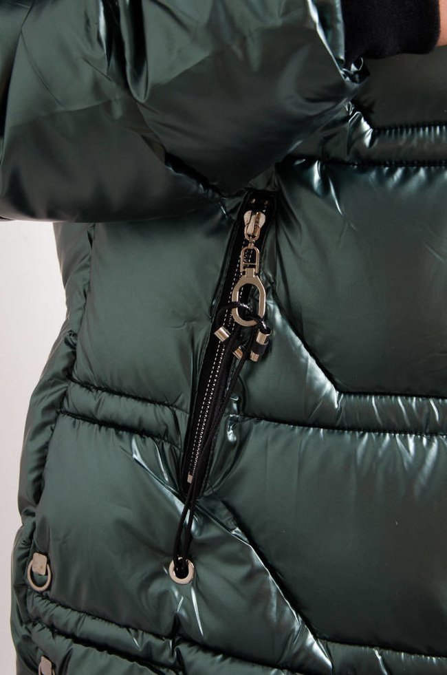 ZIELONA PIKOWANA KURTKA Z KAPTUREM