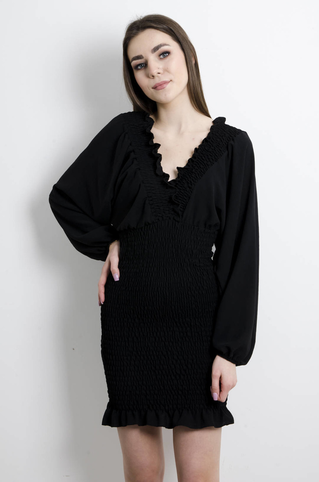 SUKIENKA CZARNA Z MARSZCZONYM DOŁEM 