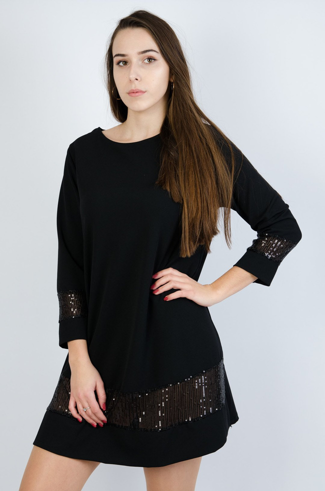 SUKIENKA TRAPEZOWA Z CEKINAMI W KOLORZE CZARNYM
