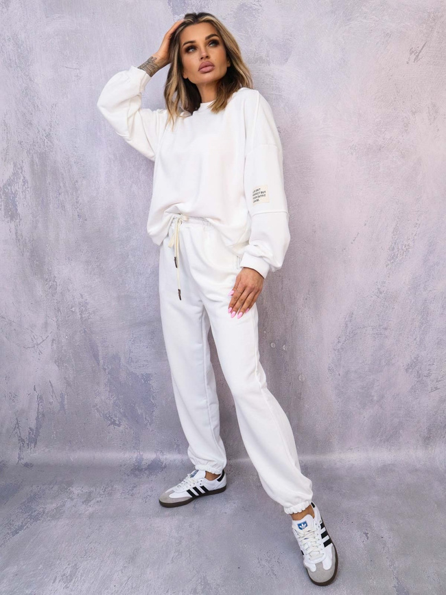 KOMPLET DRESOWY BLUZA Z NASZYWKĄ+ SPODNIE- BIAŁY