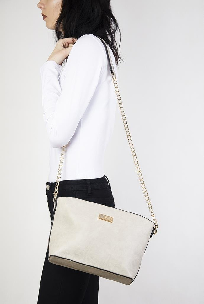 Szara torebka na złotym łańcuszku