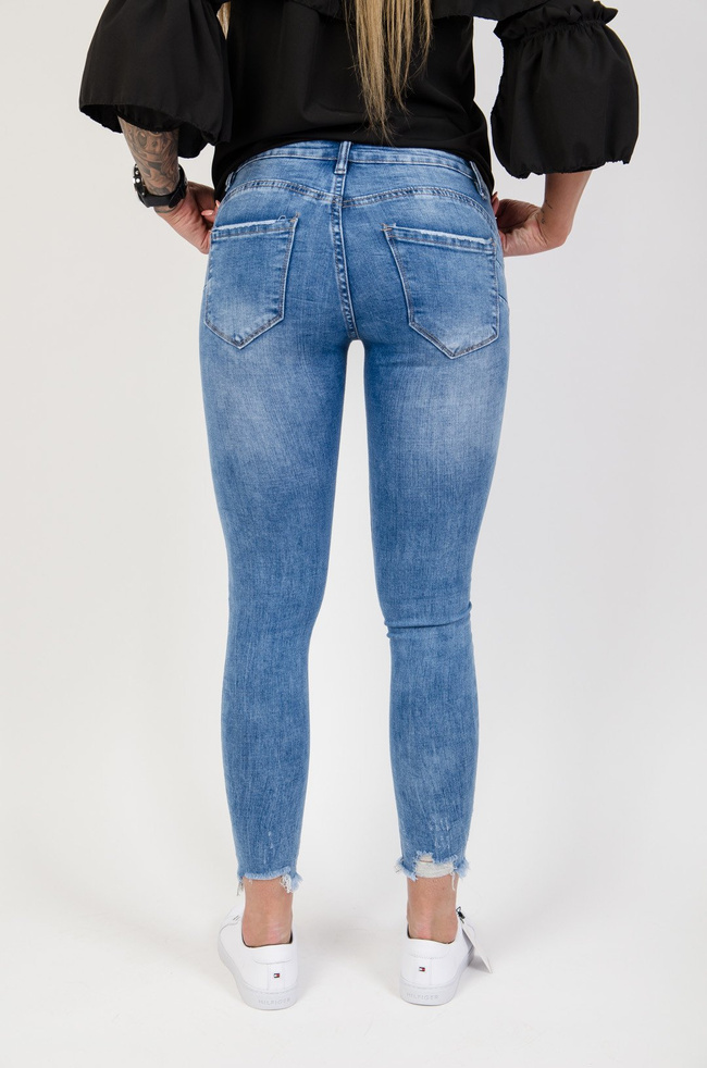 Jasne spodnie jeansowe push up