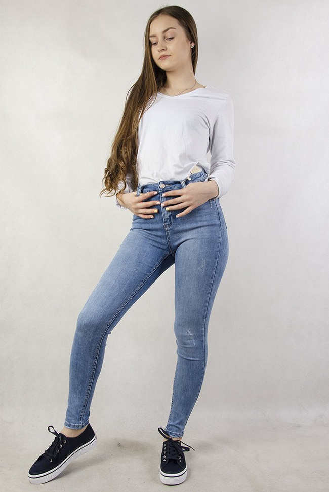 Jasne spodnie jeansowe z wysokim stanem