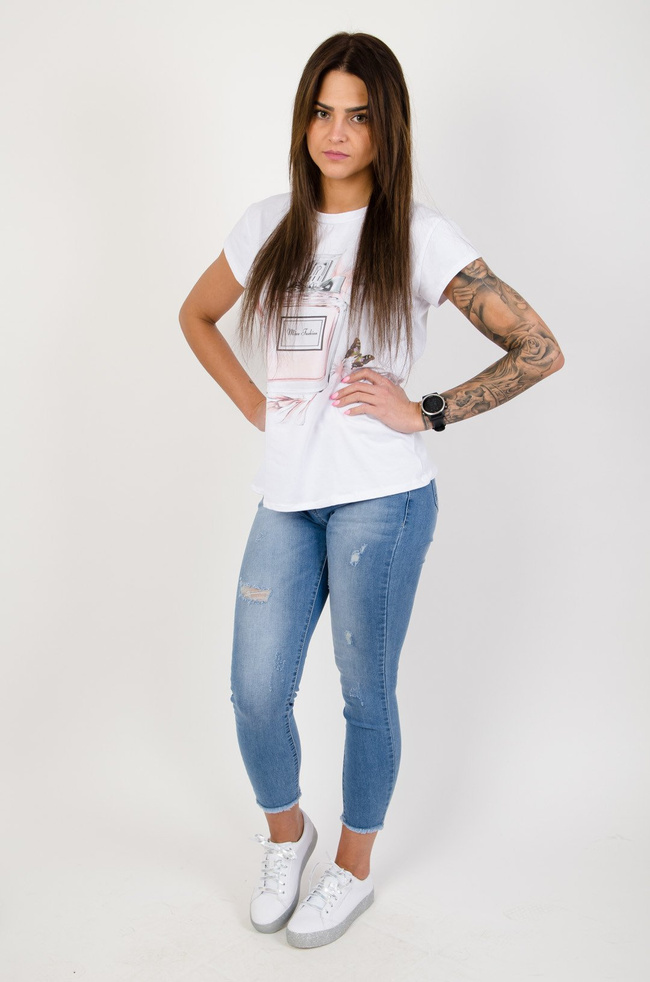 Biały t-shirt z aplikacją butelki perfum