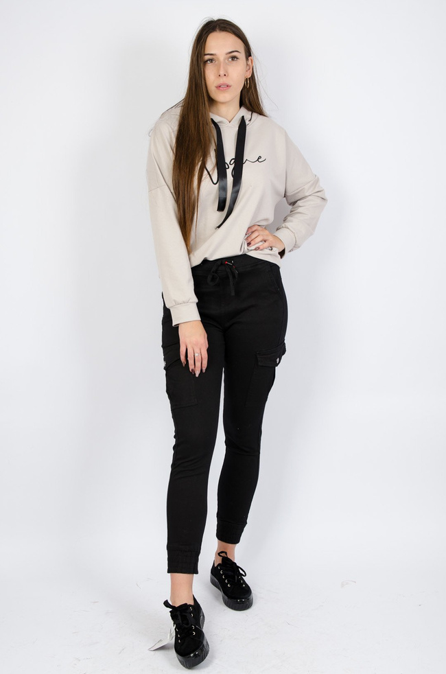  Bluza z kapturem w kolorze beżowym z napisem " vogue"