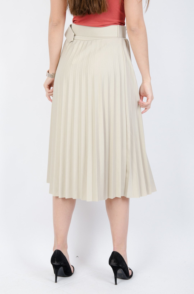 Beżowa plisowana spódnica midi z paskiem