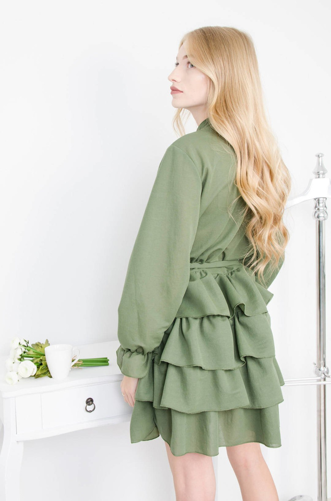 ZIELONA SUKIENKA KOSZULOWA Z FALBANAMI