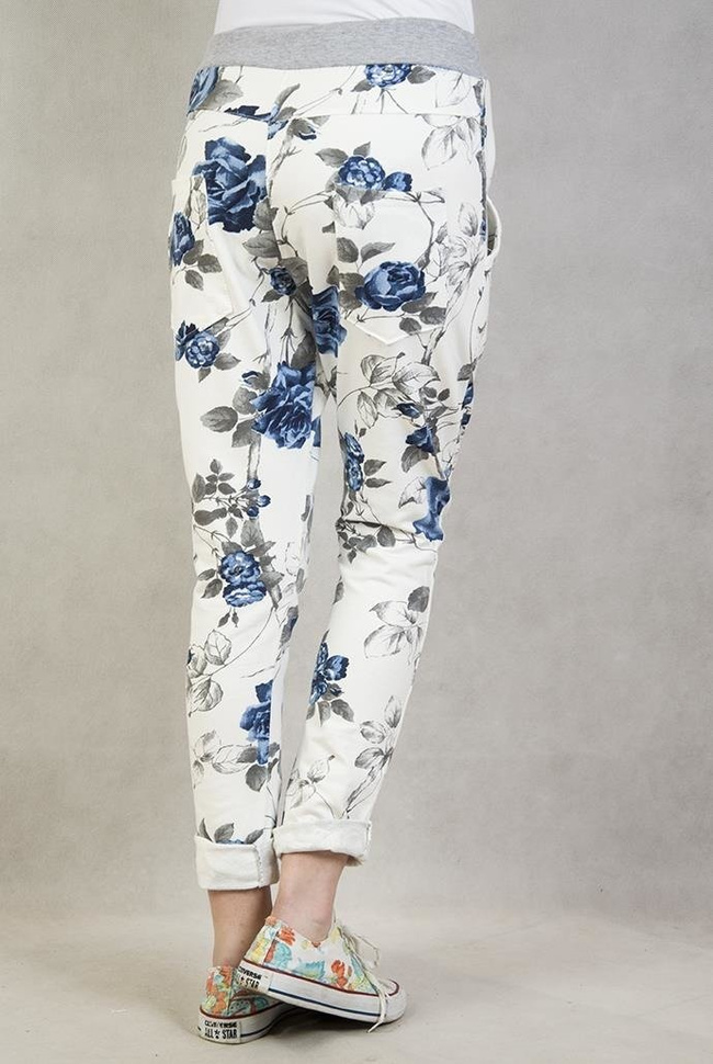Spodnie dresowe w niebieskie kwiaty wiązane na sznurek