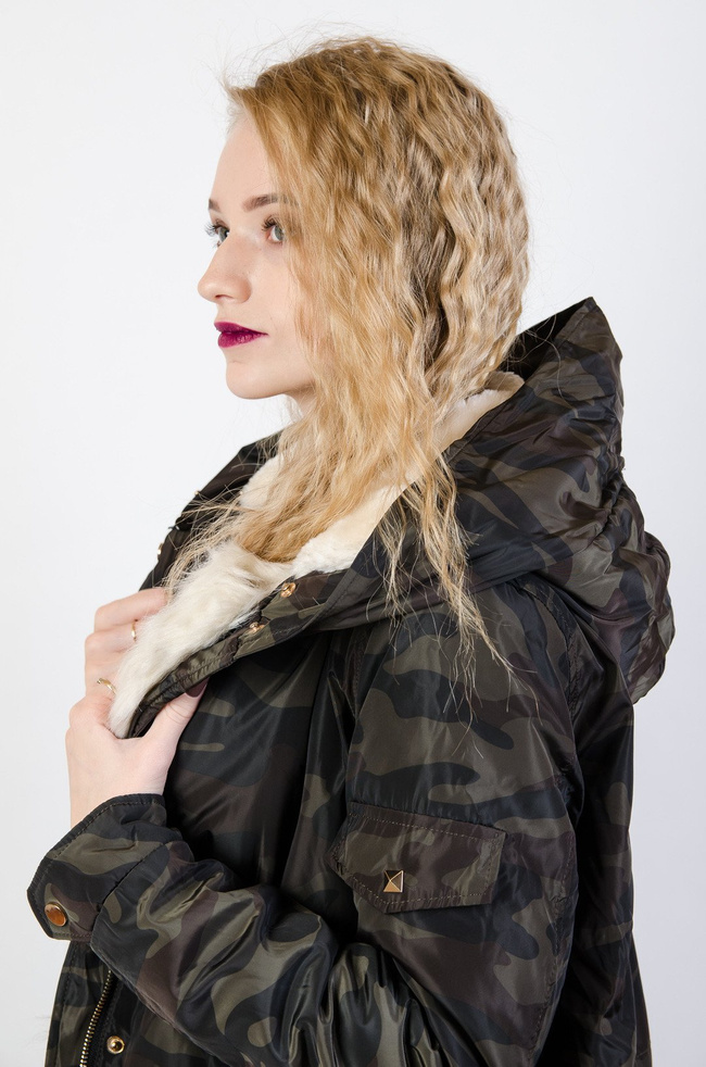 Kurtka moro ocieplana z futerkiem