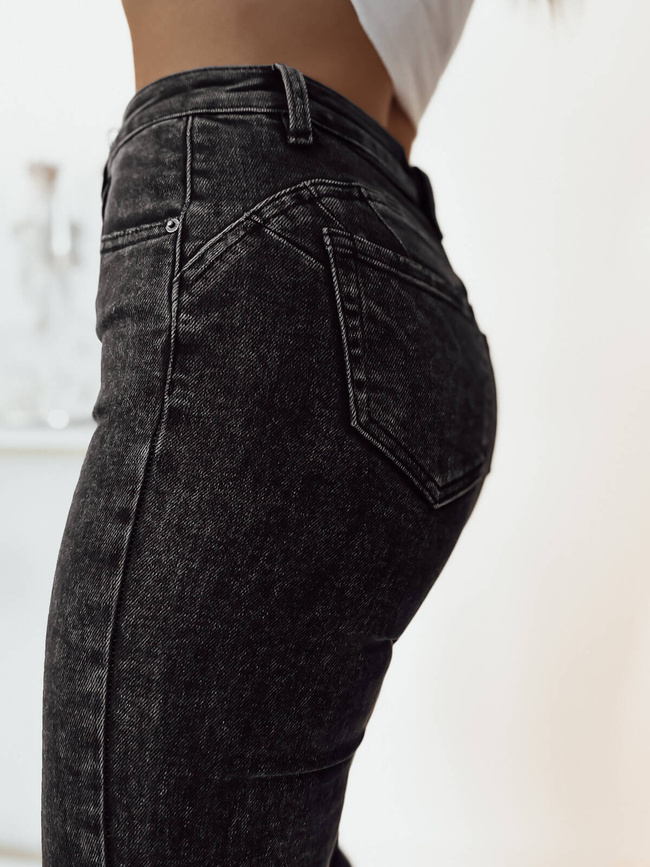 CZARNE SPODNIE JEANSOWE- PUSH UP
