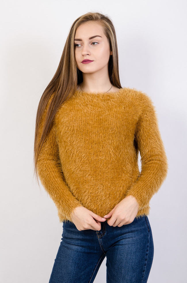 Miodowy puszysty sweter dzianinowy