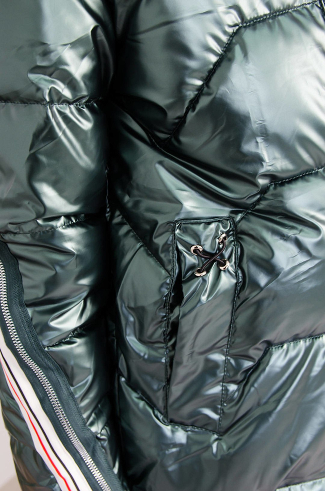 ZIELONA POŁYSKUJĄCA KURTKA Z LAMPASAMI 