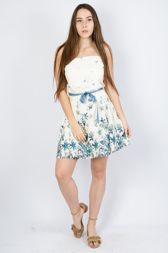 Zwiewna sukienka w kwiaty