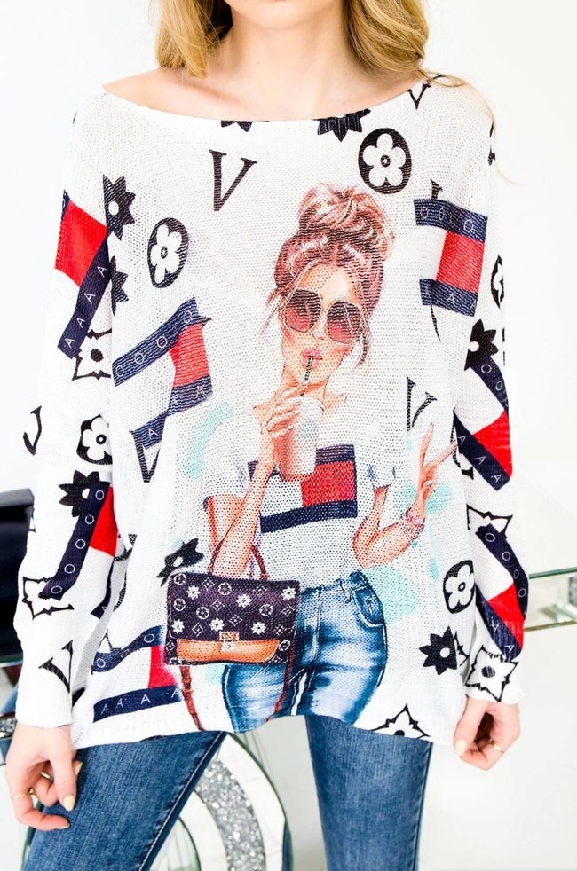 BIAŁA LUŹNA BLUZKA Z MOTYWEM DZIEWCZYNY