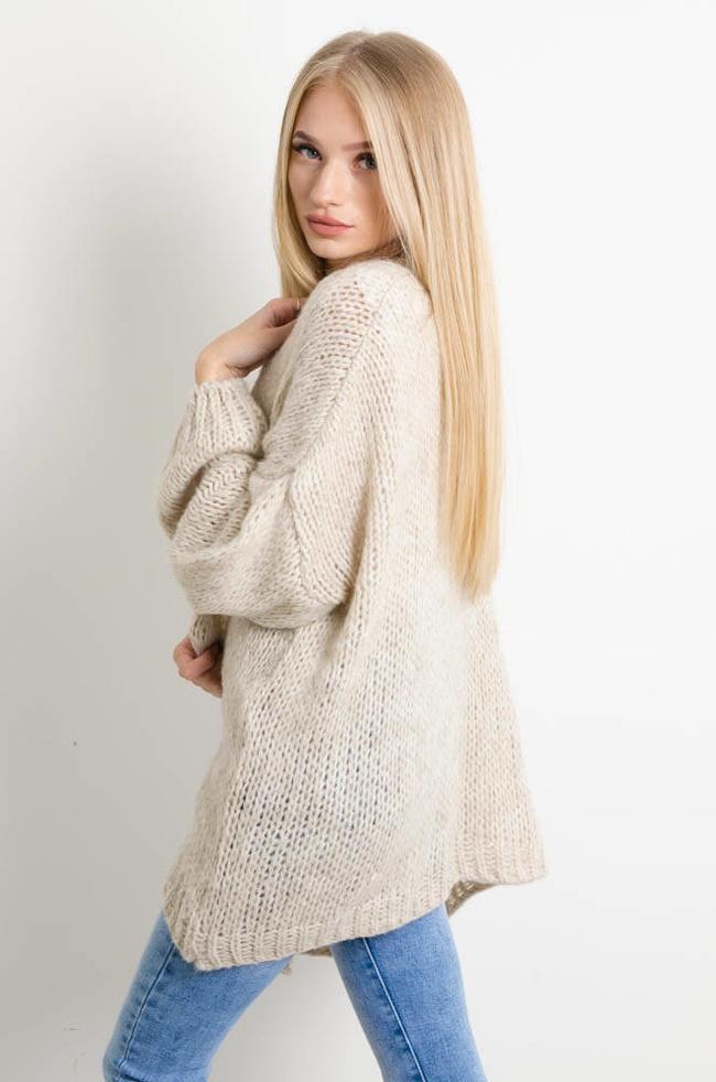 BEŻOWA NARZUTKA- SWETER OVERSIZE