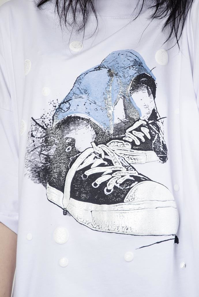 Biała bluzka z nadrukiem