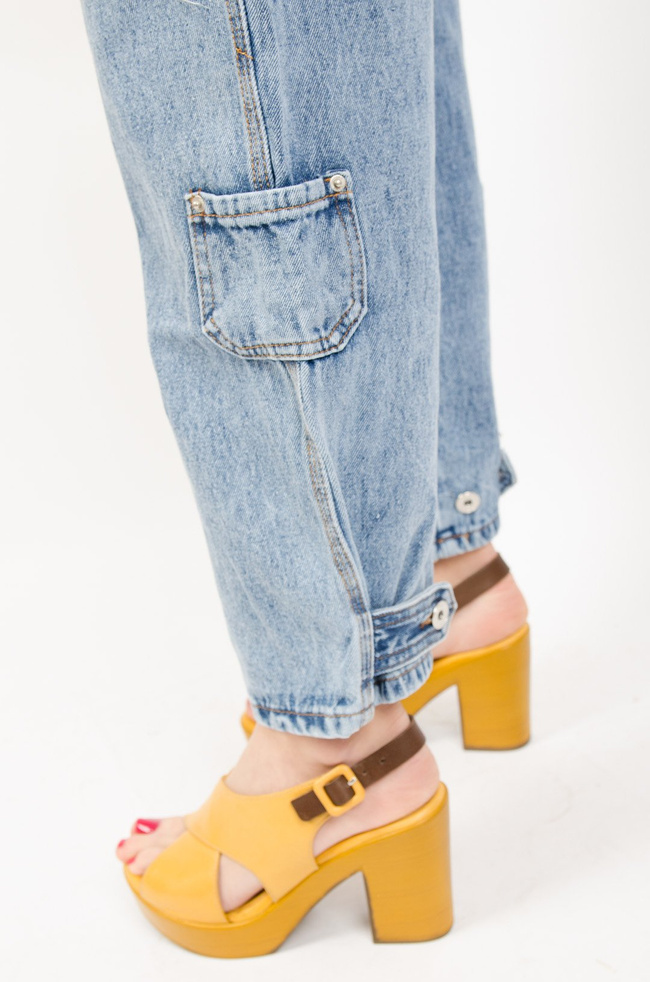 JEANSOWE OGRODNICZKI Z KIESZENIAMI