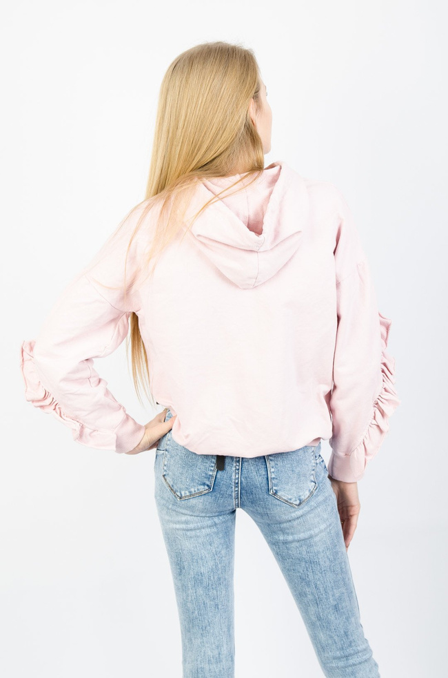 JASNO-RÓŻOWA BLUZA Z FALBANKĄ
