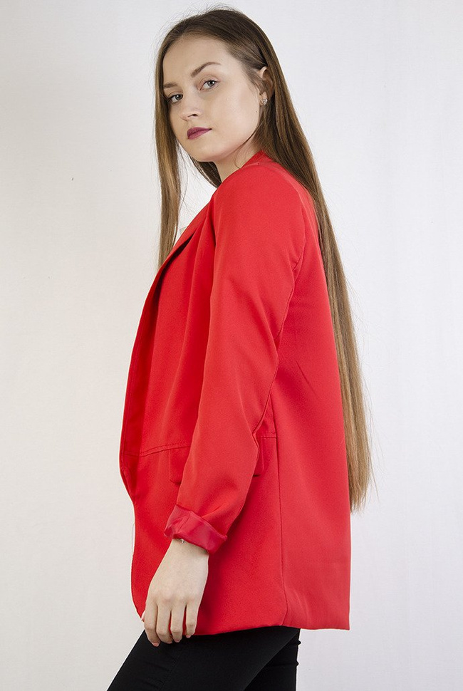 Czerwony żakiet bez guzików