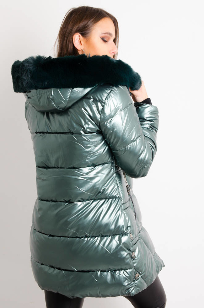 ZIELONA PIKOWANA KURTKA Z KAPTUREM