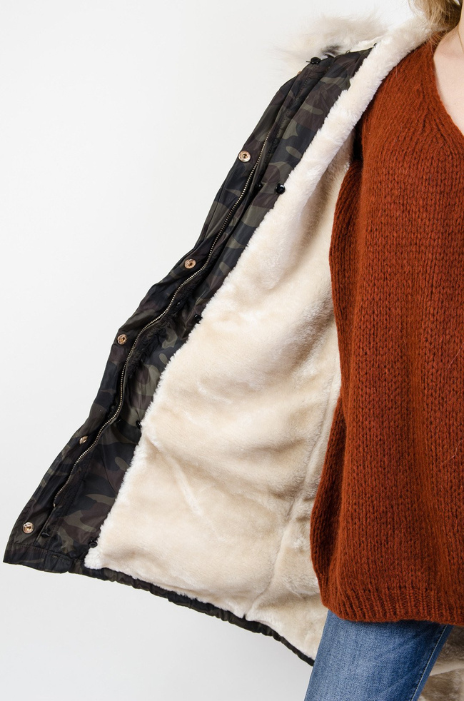 Kurtka moro ocieplana z futerkiem