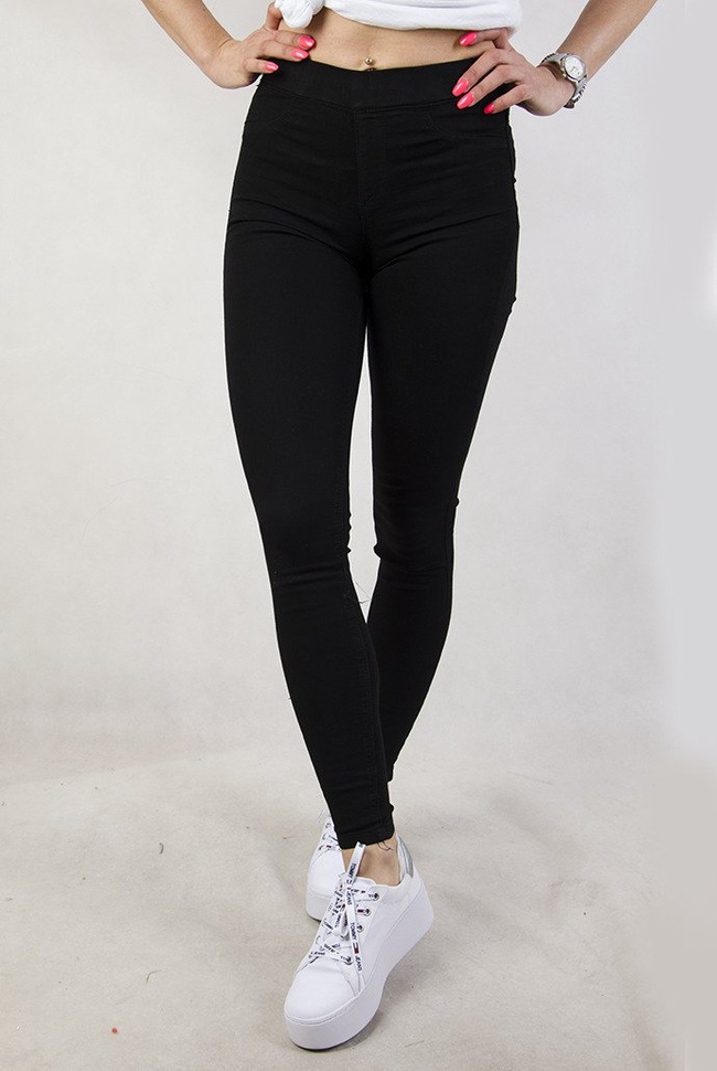 Czarne tregginsy z wysokim stanem