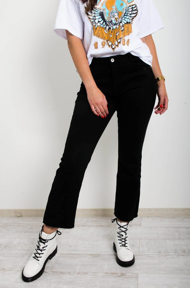 CZARNE SPODNIE JEANSOWE SHORT FLARE-WYSOKI STAN
