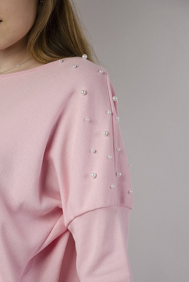 Różowa bluzka z perełkami