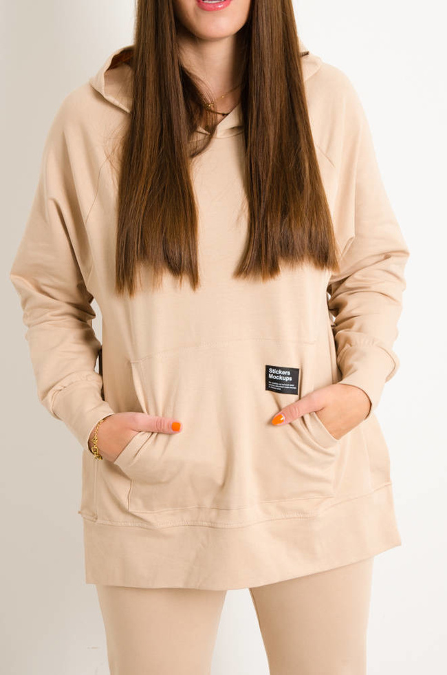 KOMPLET DRESOWY Z ROZCIĘCIAMI PO BOKACH I OZDOBNĄ NASZYWKĄ- BEŻOWY