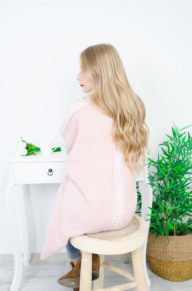 RÓŻOWA NARZUTA PŁASZCZ ALPAKA- JESIEŃ