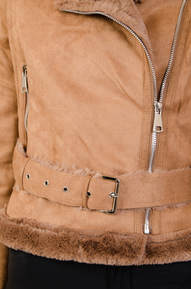 Brązowa zamszowa ramoneska z futerkiem