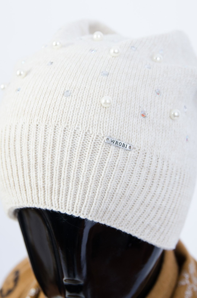 CZAPKA SMERFETKA Z KORALIKAMI W KOLORZE KREMOWYM