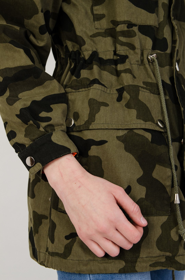 Moro kurtka przejściowa z naszywkami