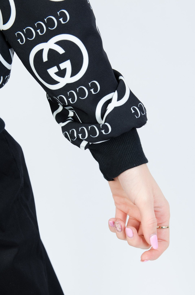 CZARNA SATYNOWA BLUZA ZAPINANA NA ZAMEK GG