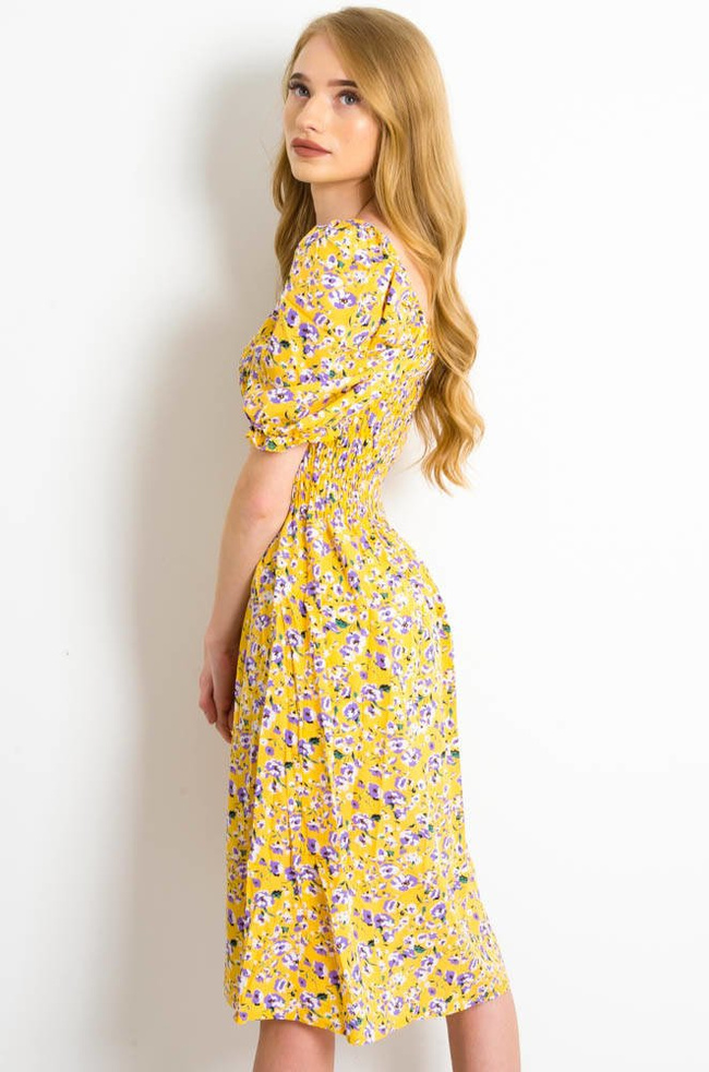 ŻÓŁTA SUKIENKA Z BUFKAMI W DROBNE FIOLETOWE KWIATY