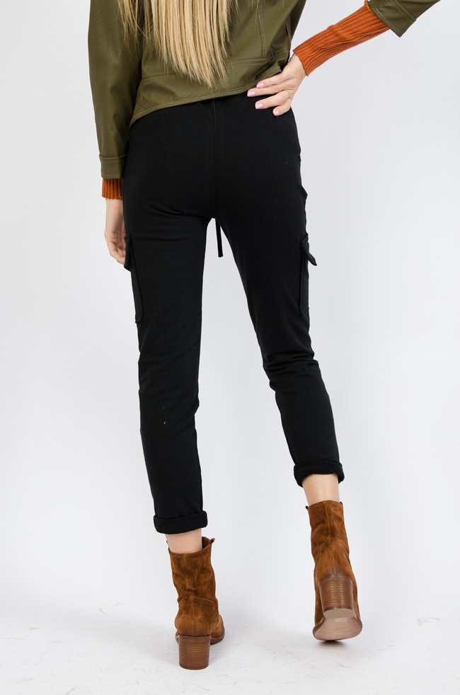 Bawełniane bojówki w kolorze czarnym 