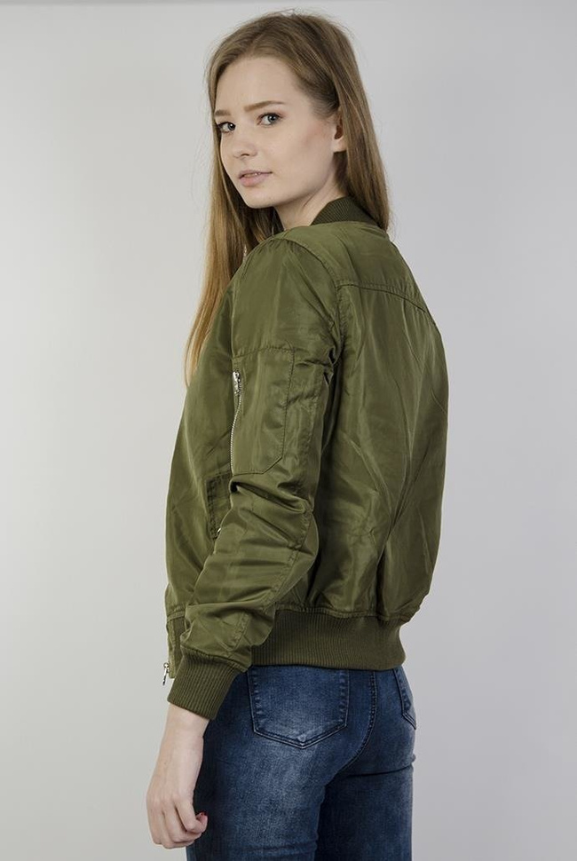 Zielona kurtka typu BOMBER
