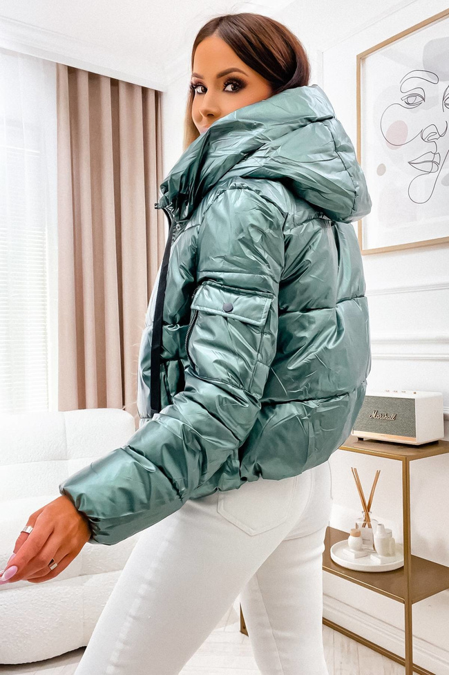 KURTKA Z KIESZENIĄ I ZAMKIEM NA RĘKAWIE- ZIELONA