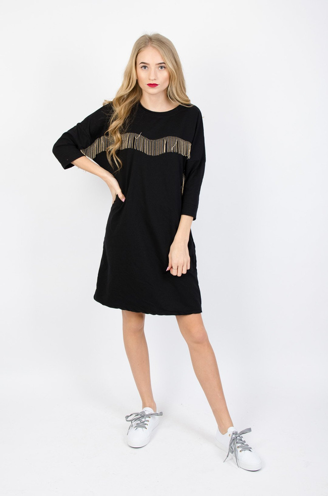 CZARNA DZIANINOWA SUKIENKA Z FRĘDZLAMI