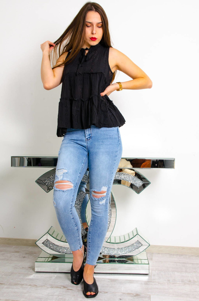 CZARNA AŻUROWA TRAPEZOWA BLUZKA 