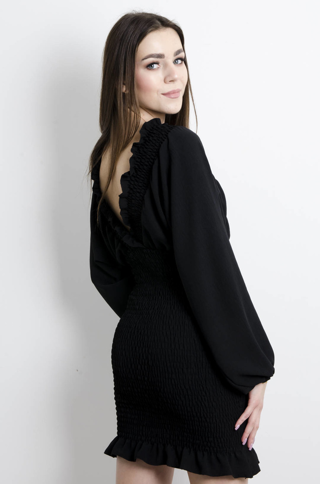 SUKIENKA CZARNA Z MARSZCZONYM DOŁEM 