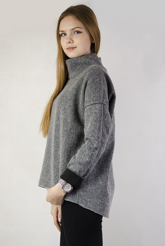 Szary asymetryczny golf 