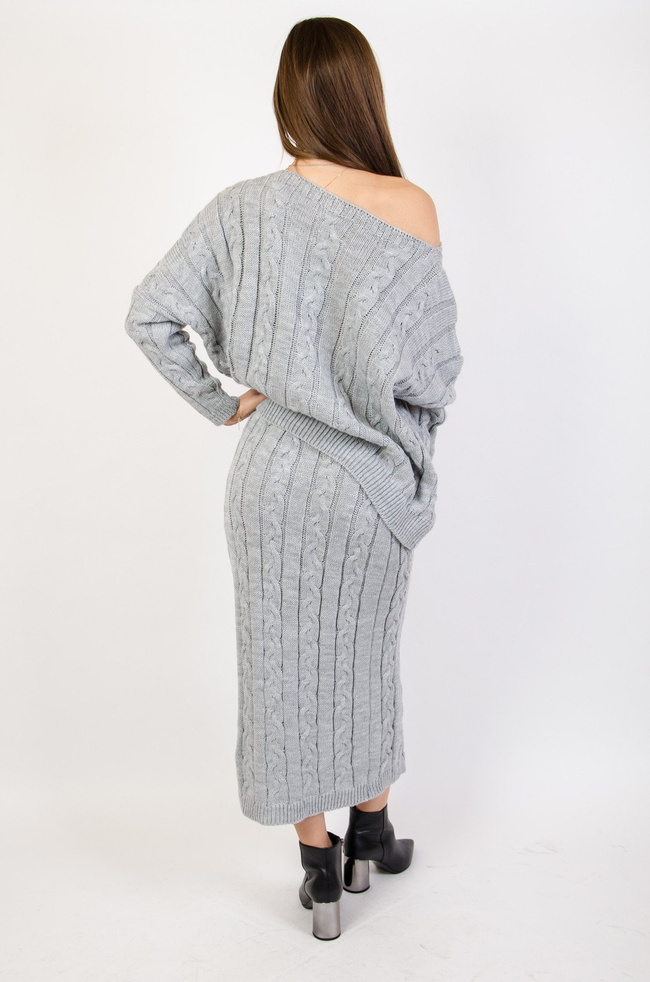 Szary komplet spódnica + sweter