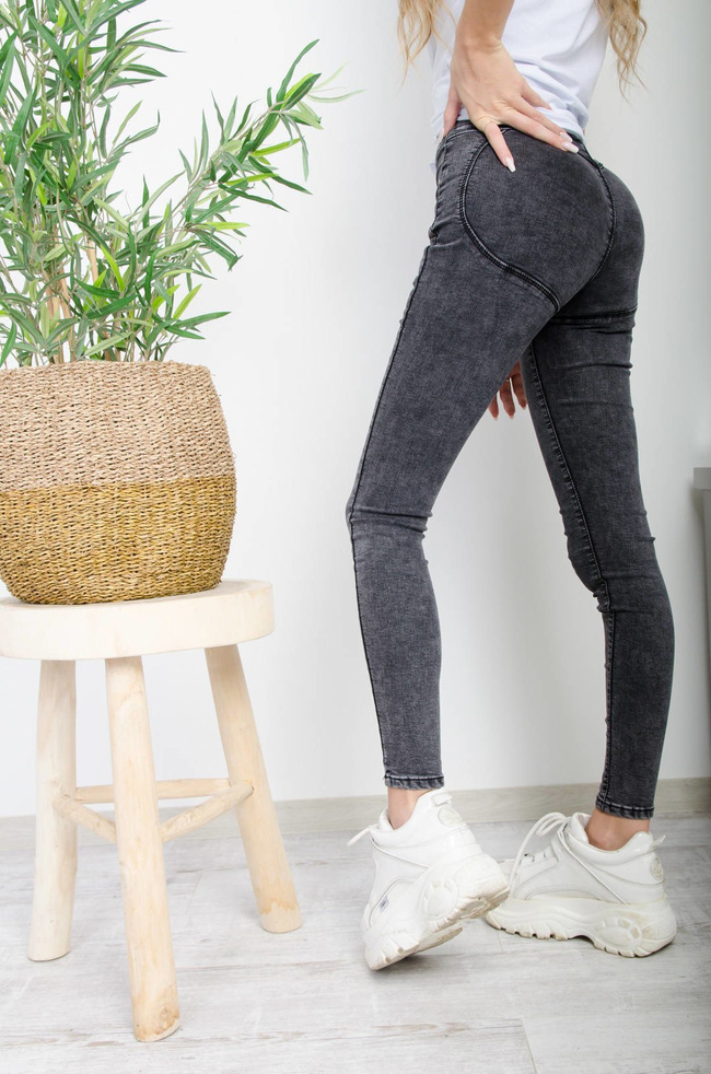 JEGGINSY PUSH UP KSZTAŁTUJĄCE POŚLADKI