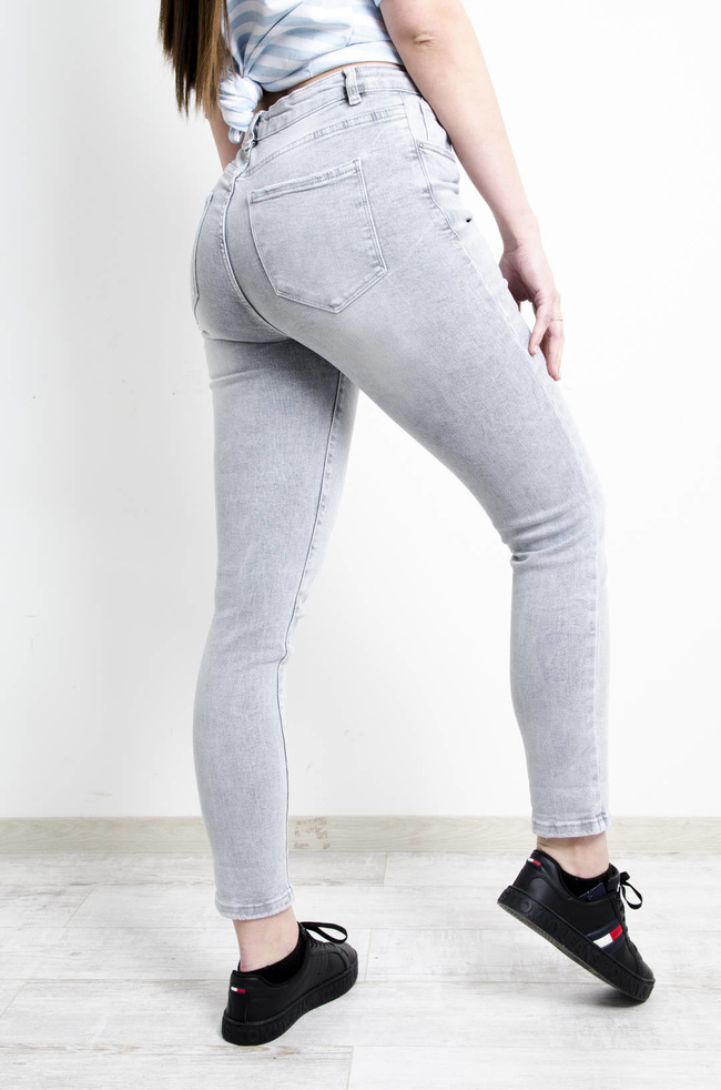 SPODNIE JEANSOWE SZARE SKINNY- PLUS SIZE