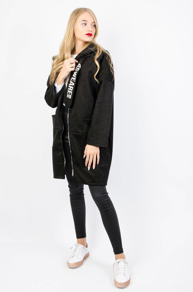 DŁUGA CZARNA NARZUTKA Z KAPTUREM