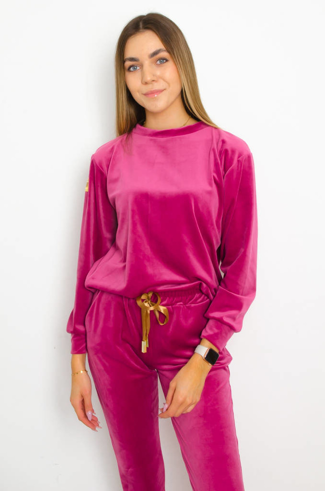 KOMPLET DRESOWY WELUROWY Z OZDOBNĄ NASZYWKĄ- RÓŻOWY