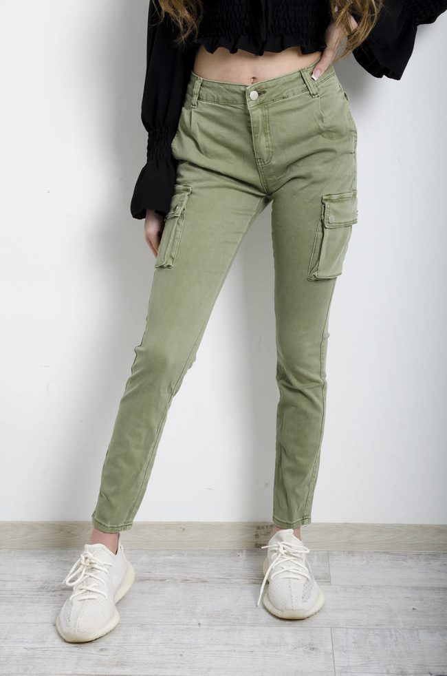 SPODNIE ZIELONE CARGO