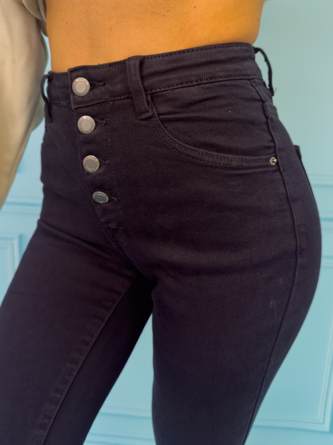 SPODNIE JEANSOWE Z WYSOKIM STANEM ZAPINANE NA GUZIKI- NIEBIESKIE