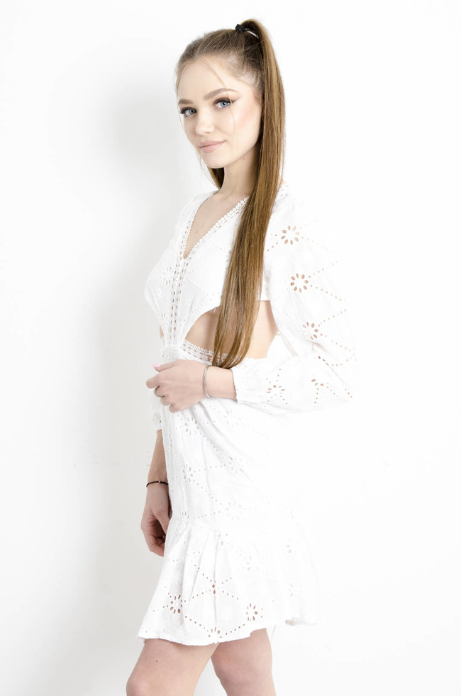 SUKIENKA AŻUROWA Z WYCIĘCIAMI - BIAŁA